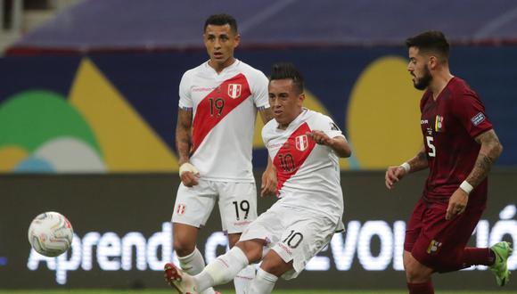 Christian Cueva será titular en Perú para enfrentar a Paraguay. (Foto: Reuters)