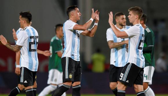 La selección de México tuvo una prueba de fuego que no pudo superar ante los albicelestes. Los aztecas cayeron por 2-0 con gran actuación del golero 'Memo' Ochoa. (Foto: Reuters)
