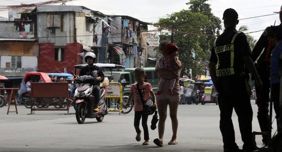 Para combatir al grupo Maute, afines a ISIS, el presidente Rodrigo Duterte, declaró la ley marcial en todo Mindanao. (Foto: EFE)