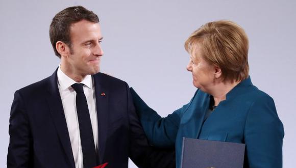 Merkel resaltó que, en vista de un pasado de guerras entre Francia y Alemania, la relación actual es algo que no puede darse por sobreentendido y que ha sido el fruto de un trabajo tras la II Guerra Mundial. (Foto: EFE)
