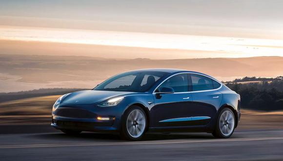 A pesar de la sorprendente marca, el dueño del Tesla Model 3 planea batir un nuevo récord de 960 km de autonomía. (Foto: Twitter).
