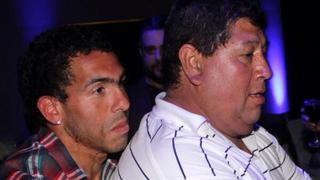 Secuestran al padre de Carlos Tévez y piden millonario rescate