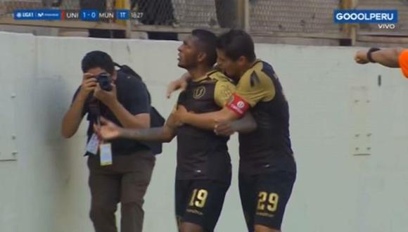 Universitario vs. Municipal EN VIVO: cremas se adelantaron 1-0 con increíble autogol de Caballero | VIDEO. (Video: Gol Perú / Foto: Captura de pantalla)