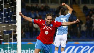 Con gol de Higuaín, Napoli se mantiene líder en la Serie A