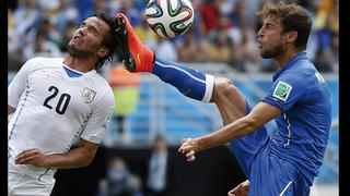 Italia vs. Uruguay: un duelo muy luchado y de pura garra