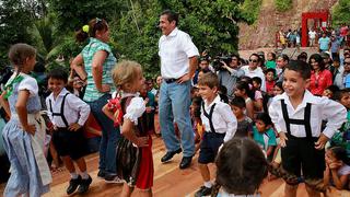 Ollanta Humala inauguró sistema de huaros y bailó tirolés