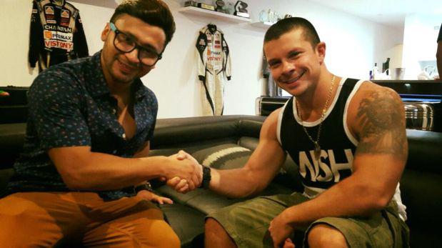 Zumba sube foto con Mario Hart y lo llama "colega de curul"