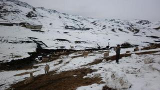 Pronostican vientos fuertes y nevadas en zonas altas de 16 regiones