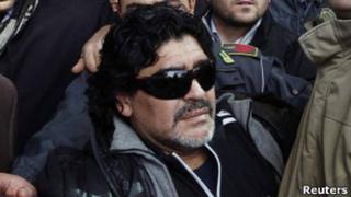 Joven futbolista de River Plate confirmó noviazgo con Diego Maradona