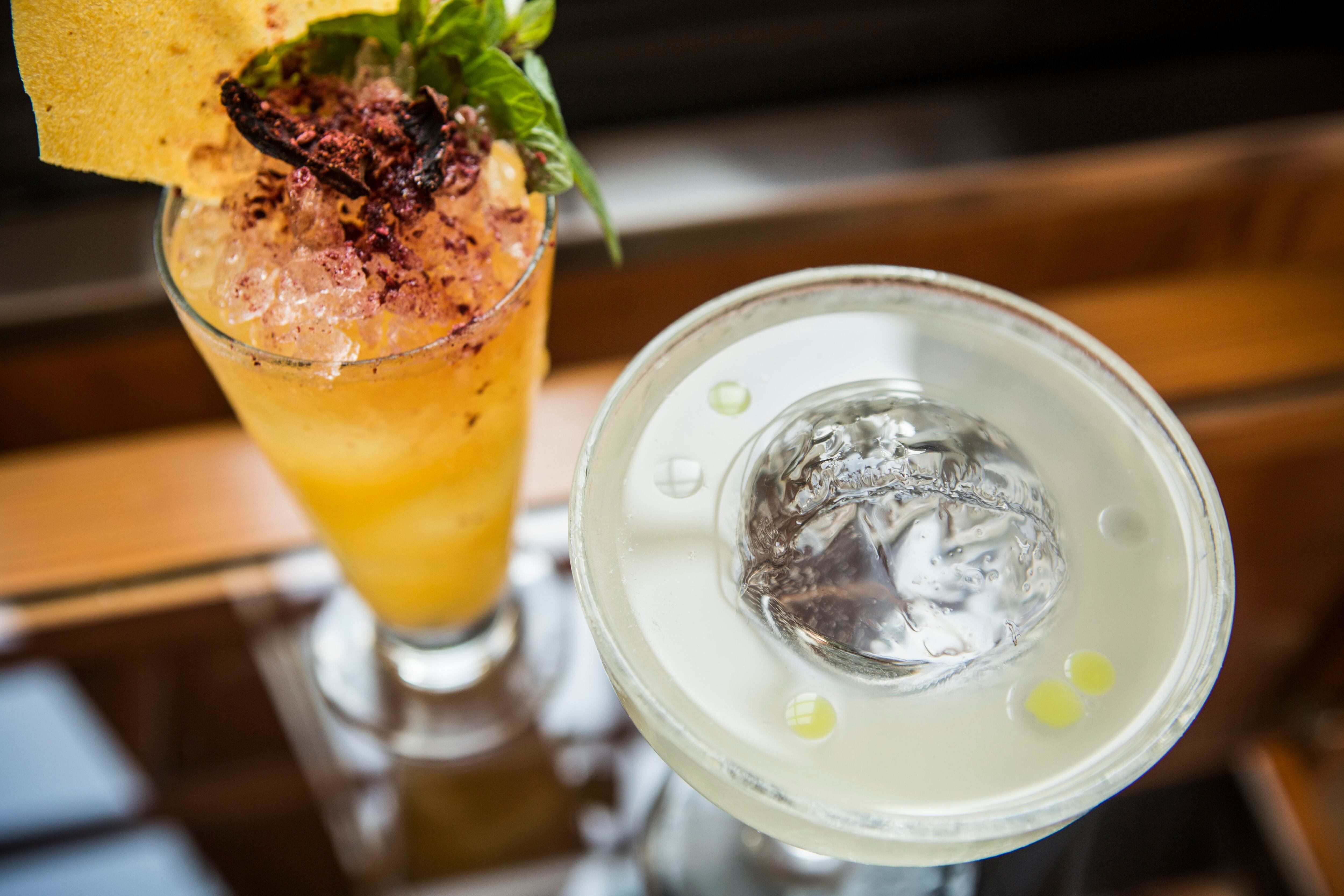 Cocteles Pale Mule y Corpse Revive, novedades de la famosa barra del local.