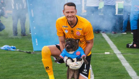 Diego Penny llevó a su perrito a la presentación del club Deportivo Garcilaso | Facebook / Club Deportivo Garcilaso