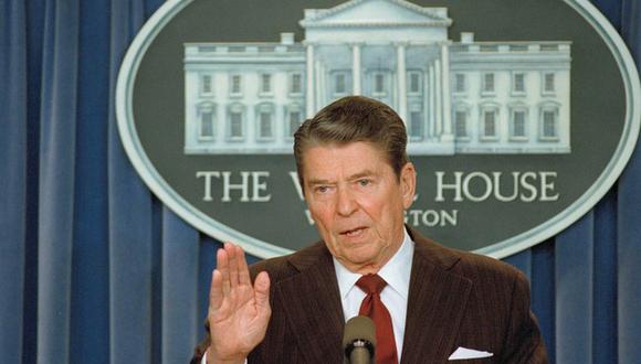 Un 13 de agosto de 1987, el presidente de EE.UU., Ronald Reagan, asume la responsabilidad del escándalo Irán-Contra. (Foto: AP).