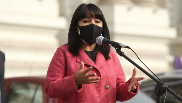 La titular del Consejo de Ministros señaló que confía en la versión dada por el despacho presidencial, según la cual se dieron facilidades para la diligencia del Ministerio Público en Palacio de Gobierno. (Foto: El Comercio)