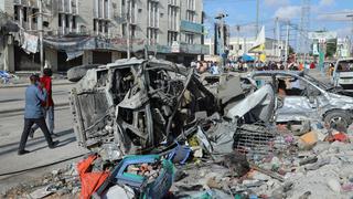 Somalia: al menos 100 muertos en doble atentado con coches bomba en Mogadiscio