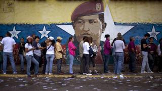 Venezuela prorroga por una hora la votación parlamentaria