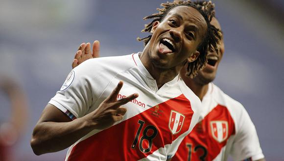 André Carrillo marcó el gol de la victoria de Perú sobre Venezuela y se colocó entre los goleadores del torneo. | Foto: AFP