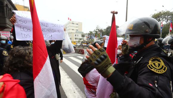 Policía Nacional afirma que garantiza el derecho a la protesta, pero recordó que actuará en el marco de la ley si hay violencia en manifestaciones hoy sábado 9 de abril | Foto: El Comercio / Referencial
