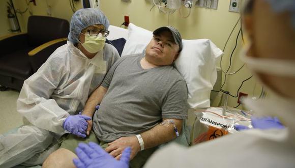 Brian Madeux, de 44 años espera recibir la primera terapia de edición de genes humanos en el en el UCSF Benioff Children's Hospital en Oakland, California. (Foto: AP)