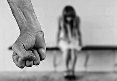 Inglaterra: violó a su hija cuando le confesó que era lesbiana