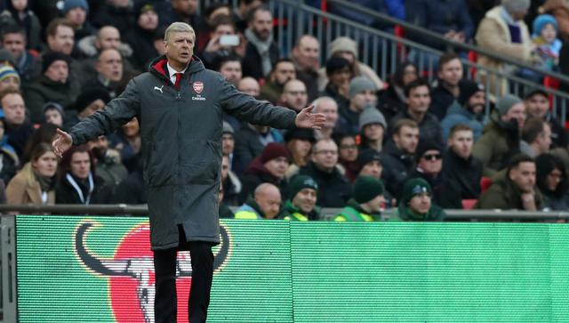 El técnico Arsene Wenger no pudo ganar con el Arsenal la Copa de la Liga. (Foto: AFP)