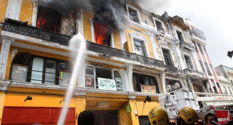 Familias afectadas serán trasladadas a un albergue municipal. (Foto: Andina)