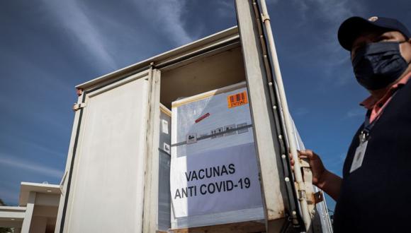 Un cargamento con 250.000 dosis de la vacuna de Pfizer contra la covid-19 llega al Aeropuerto Internacional Silvio Pettirossi, hoy, en Luque (Paraguay).  (Foto: EFE/ Nathalia Aguilar).