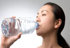 4 recomendaciones para tomar más agua 