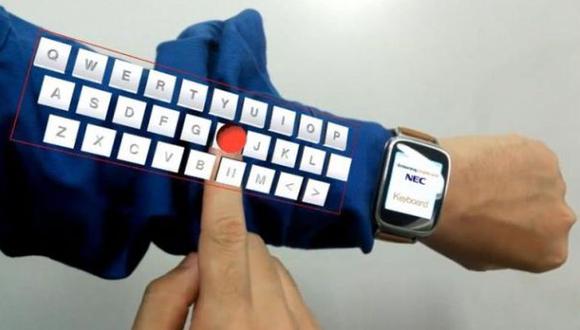 Crean teclado inteligente que se proyecta en el brazo