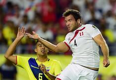 Perú vs Ecuador: Renzo Revoredo estuvo cerca de marcar gol de cabeza
