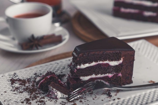 La torta de chocolate es una receta a la que no le debe faltar el bicarbonato de sodio. (Foto: Pexels)