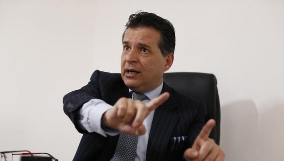 "En vez de tener una objetividad jurídica, constitucional, en sus fallos, [Ledesma] adelanta opinión porque ya hizo un balance de los votos a favor y los votos en contra", señaló Chehade. (Foto: GEC)