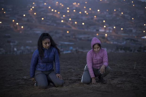 Hilda Curo y María Cristina Pérez, dos de las protagonistas de "Quédate quieto" de Joanna Lombardi. (Daniela Talavera)