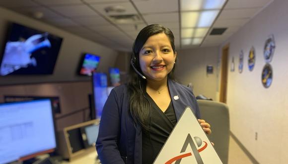 Rosa Ávalos-Warren ( 1989 ) estudió ingeniería aeroespacial en Virginia Tech y cuenta con una maestría en Ingeniería Mecánica de la Universidad Rice (Houston, Texas). Foto: NASA