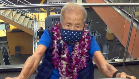 James Chou cumplió 102 años y los celebró ejercitándose en el gimnasio. (Foto: captura WUSA9)
