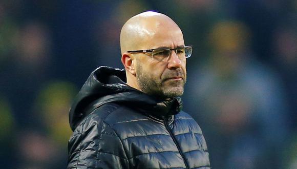 La directiva de Borussia Dortmund cesó al técnico Peter Bosz por malos resultados. En su lugar llegó al banquillo Peter Stöger, ex estratega de Claudio Pizarro en el Colonia FC. (Foto: AFP)