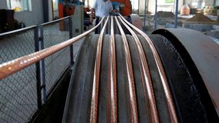 Precio del cobre y aluminio caen a mínimos de tres meses por preocupaciones sobre demanda