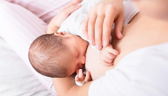 ¿Por qué la lactancia materna se ha incrementado en un 10% los últimos diez años, según la OMS? | Foto: Andina