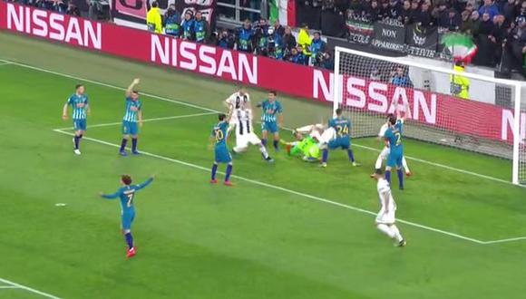 Antes de los cinco minutos del primer tiempo, la Juventus logró anotar un gol ante Atlético Madrid. Sin embargo, el árbitro anuló la acción por una presunta infracción de Cristiano Ronaldo al arquero. (Foto: captura de video)