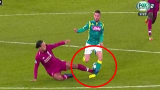Liverpool vs. Napoli EN VIVO: Van Dijk cometió criminal falta contra Mertens | VIDEO