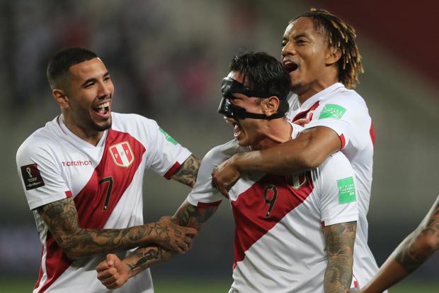 Lapadula anotó el primer gol en el Perú-Venezuela en Caracas. (Foto: Agencias).