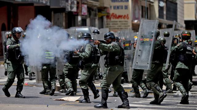 "¡Queremos comida!": Venezolanos protestan en Caracas [FOTOS] - 11