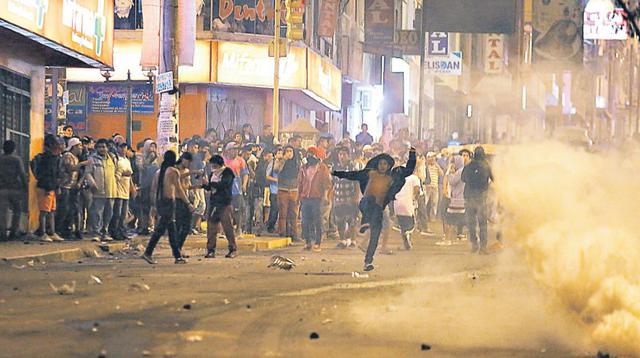 Huaycán: vandalismo y muerte por rumores de tráfico de órganos - 1