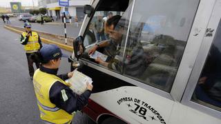 Sancionan a vehículos informales en operación conjunta [FOTOS]