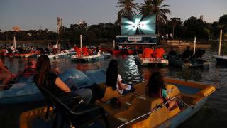 El cine flotante que se inauguró en Israel para disfrutar de la pantalla grande en tiempos de coronavirus | FOTOS