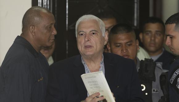 Ricardo Martinelli accedió al poder con el 60% de los votos y un discurso contra la corrupción, pero tras su paso por el gobierno acumula una veintena de investigaciones por diferentes escándalos durante su administración. (AP)