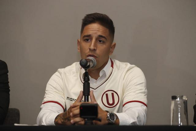 Alejandro Hohberg fue presentado por Universitario de Deportes en un hotel de la capital. | Foto: Renzo Salazar / GEC