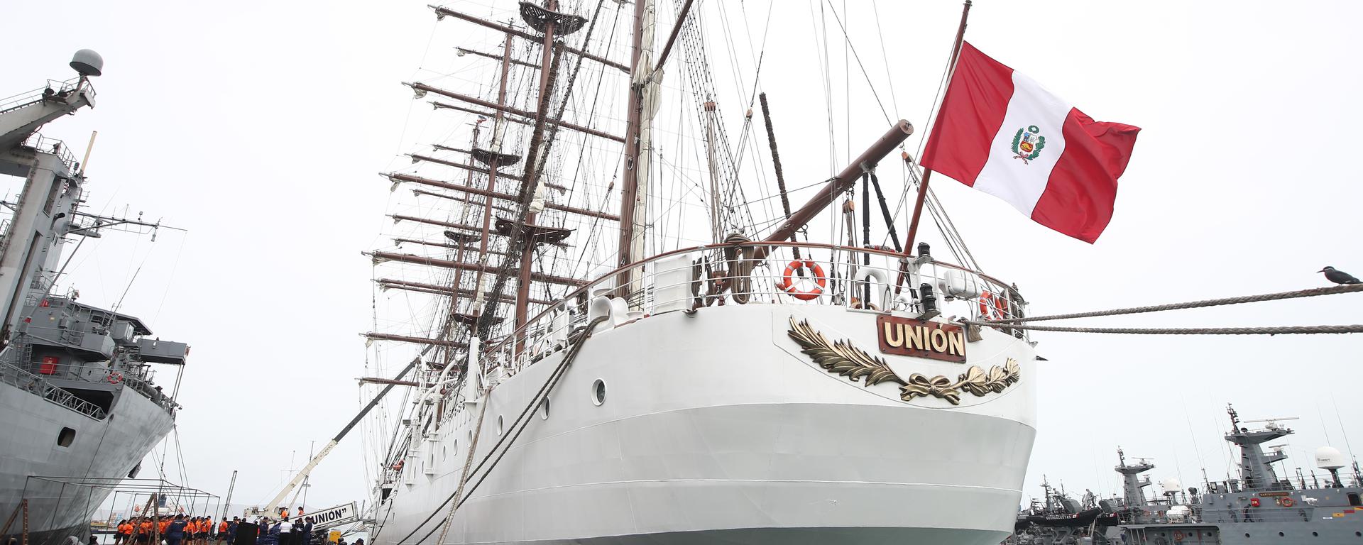 El B.A.P. Unión inicia la vuelta al mundo: ¿cómo es el buque por dentro?