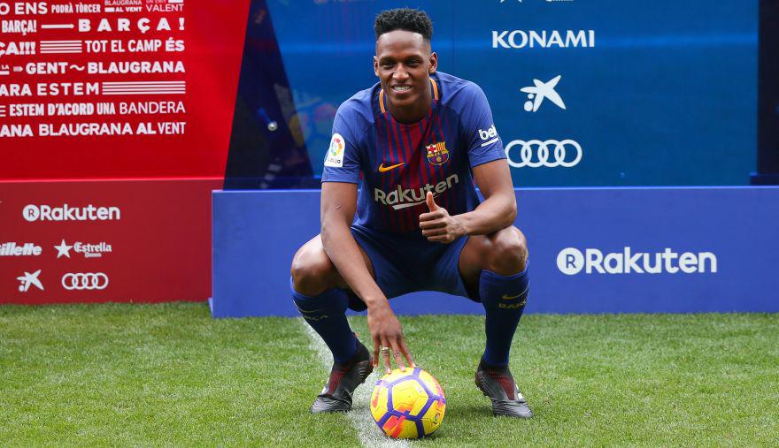 Yerry Mina será el primer futbolista colombiano en jugar con el Barcelona. (Foto: AFP)