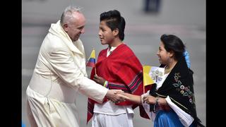 Las postales de la llegada del papa Francisco a Ecuador