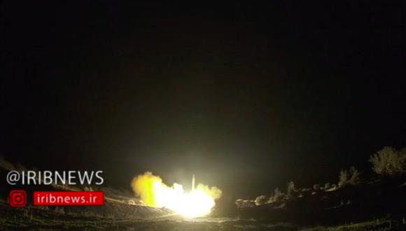 Uno de los misiles disparados por Irán hacia bases militares de Irak la semana pasada. (EFE).